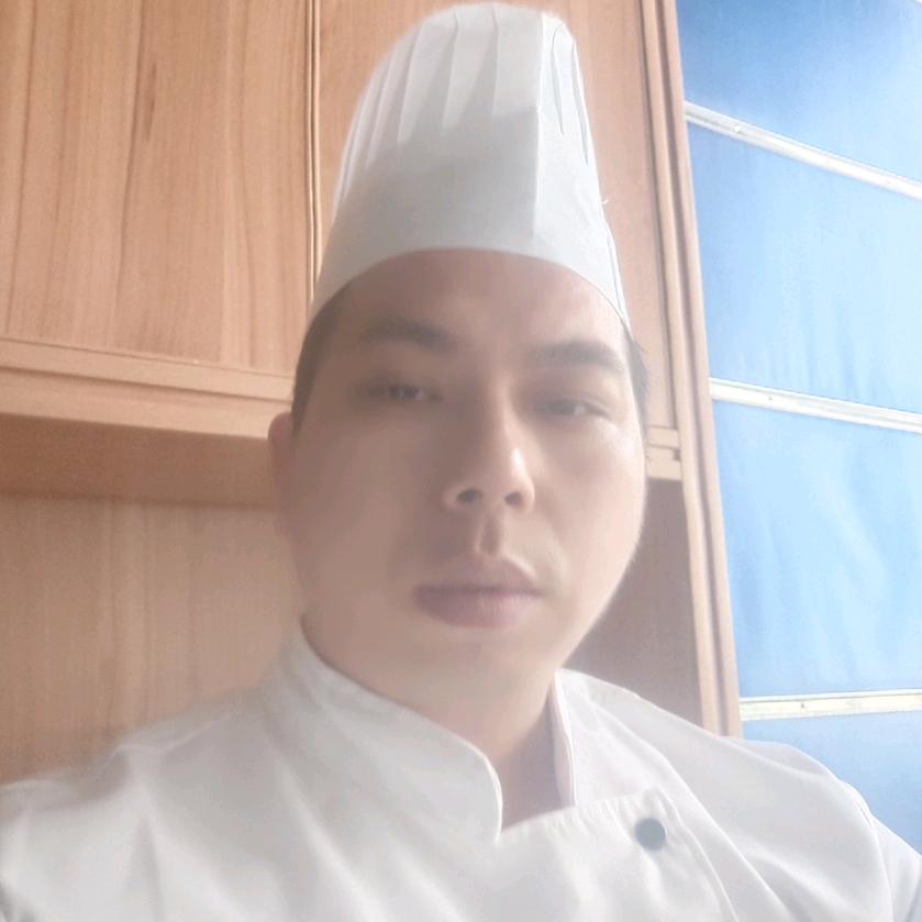 邓洪仁私厨上门为你服务