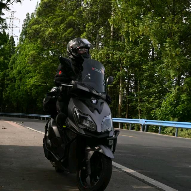 铁甲小宝