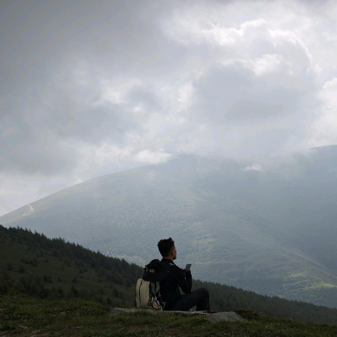 长歌有和，独行有灯🇨🇳