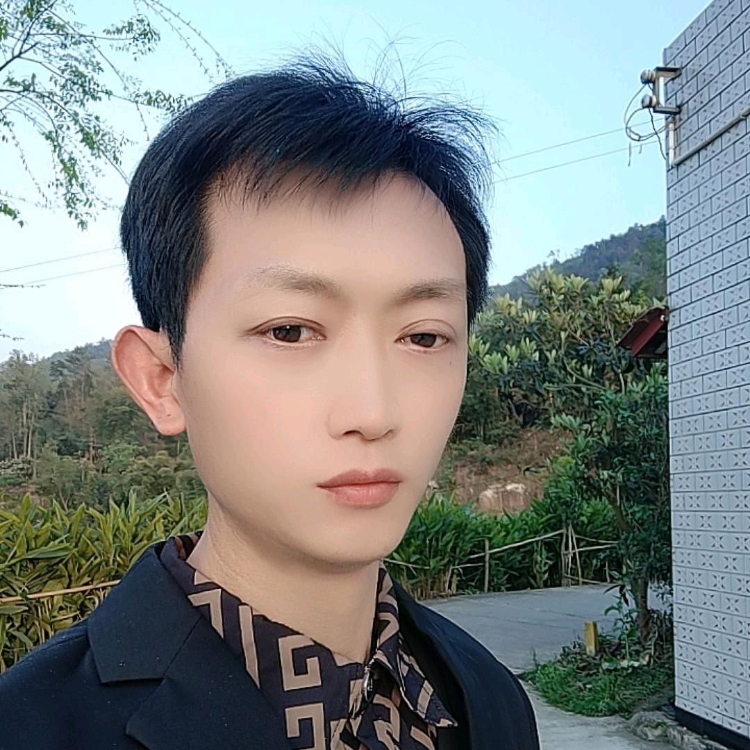 何天下