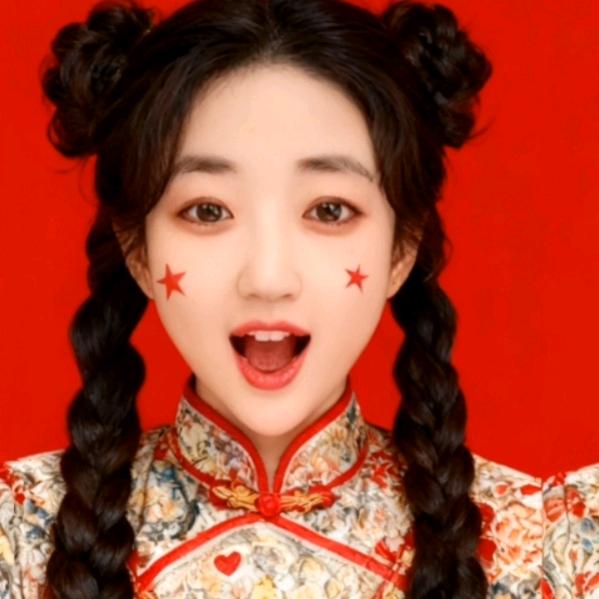 ;萍萍🤹🏻‍♀️∠❀)_