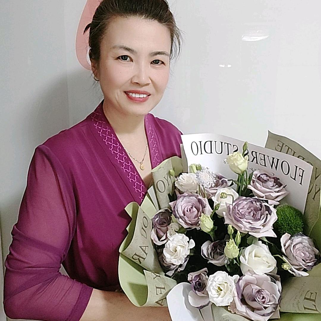 ☕️傻妞手势舞
