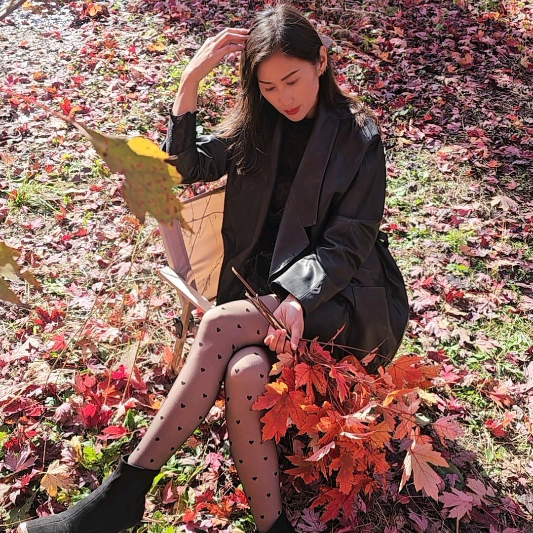 🕊️᭄ℒ烟雨ꦿྀི红颜ᦗ࿐