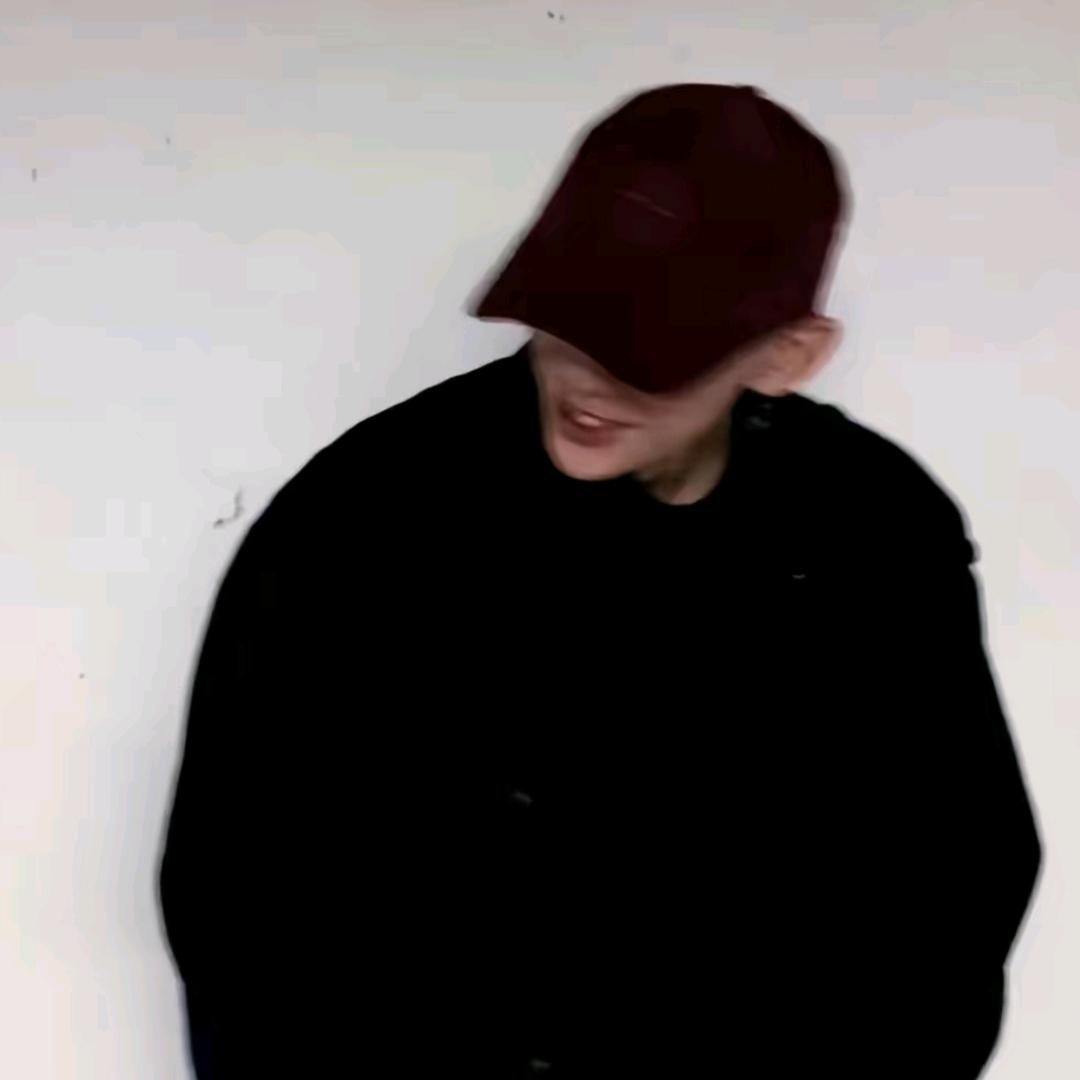 @ღ᭄: 𓄂辞安𓆃