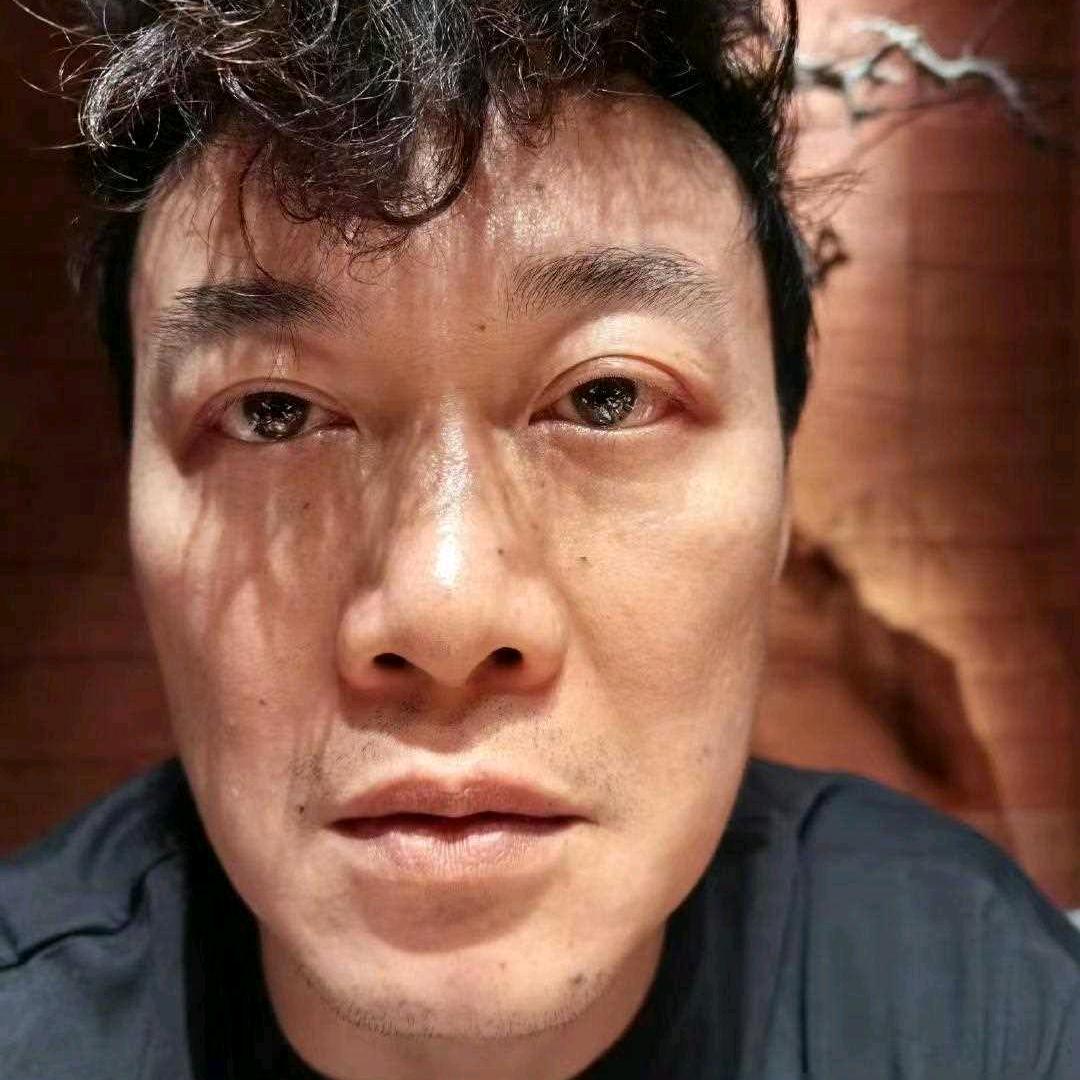 问到何时葡萄先熟透