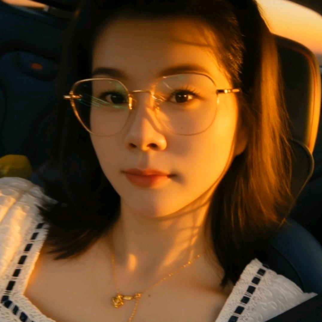 🐷丢了幸福的猪🐷