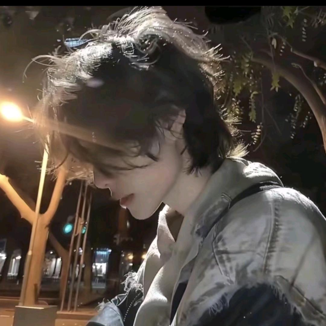小影D