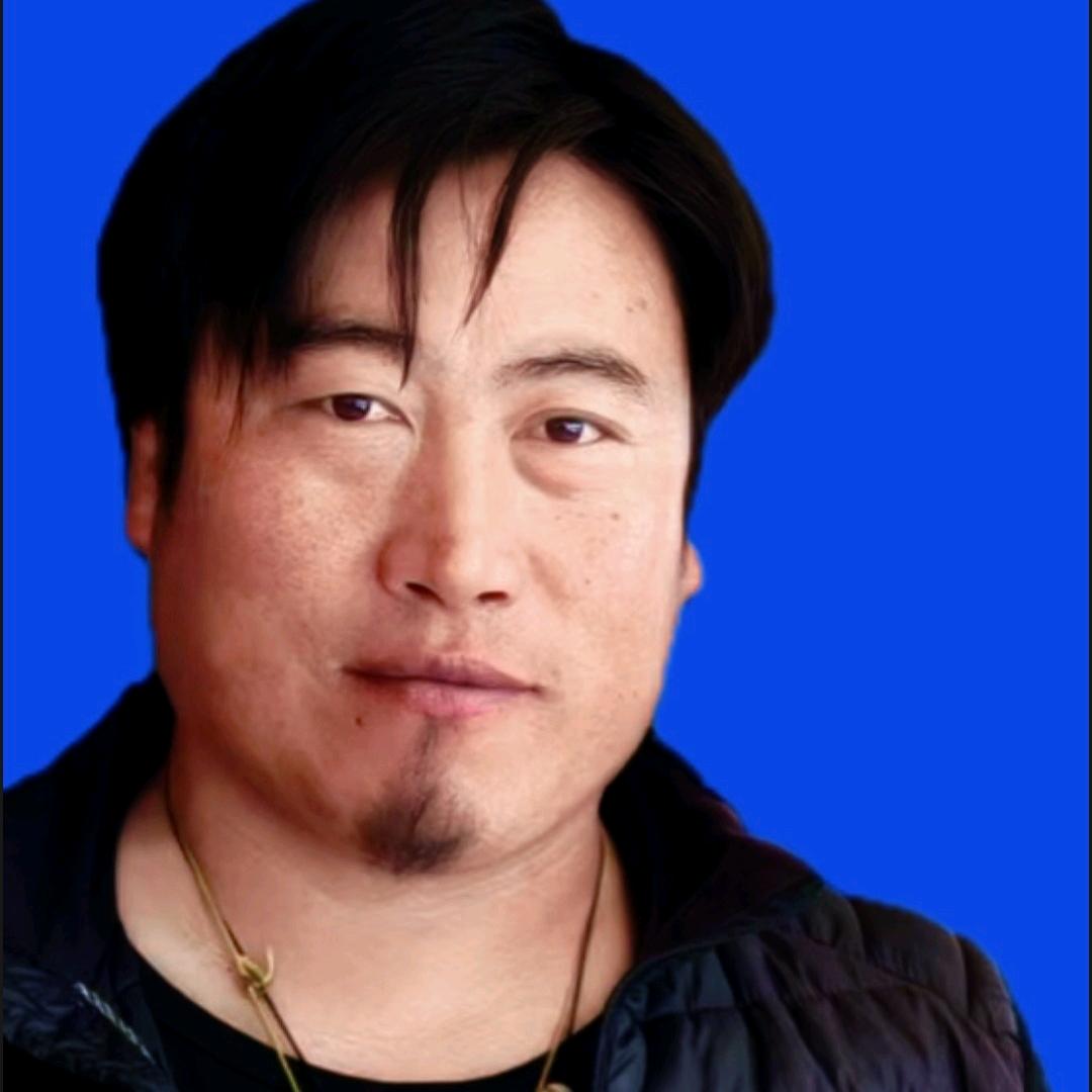 888999