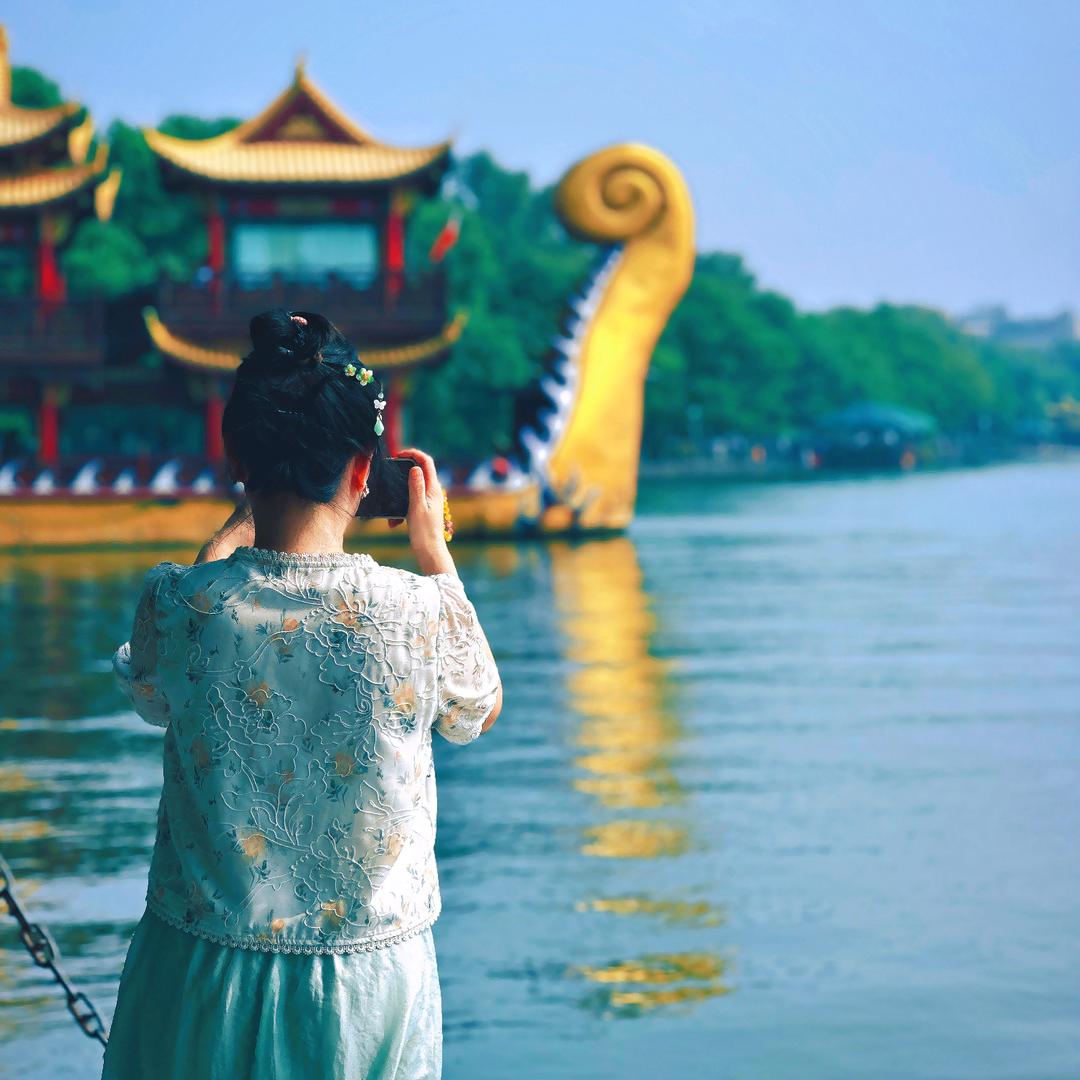 🇨🇳.    ໌້ᮨ 梨 🌸◡