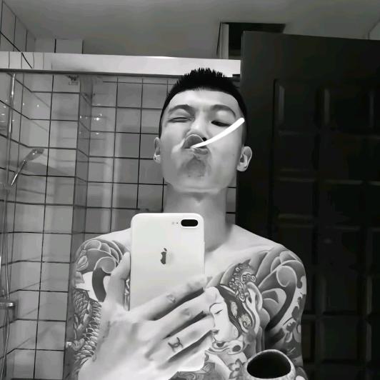 𝒇𝒂𝒏𝟗.