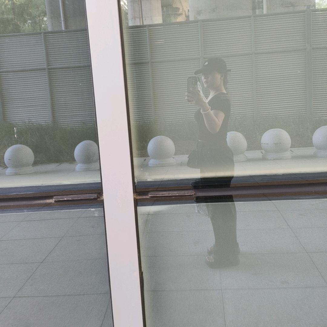 只是见色起意罢了