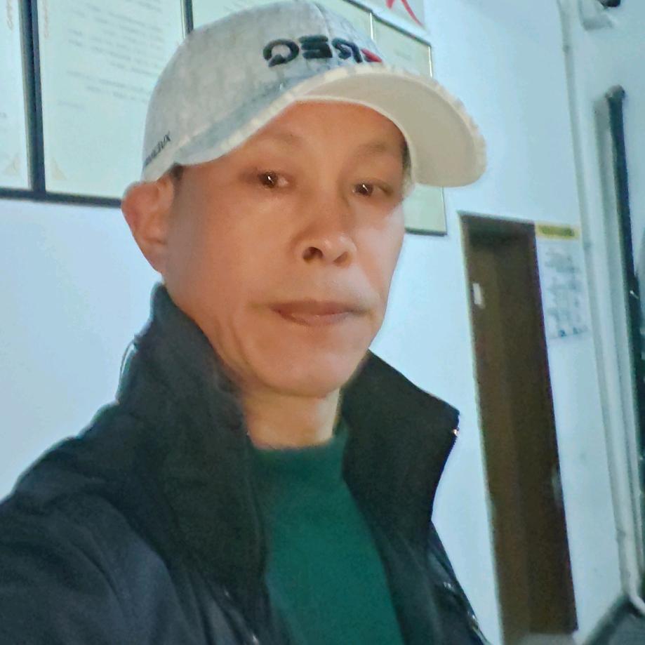 小辉吃不胖