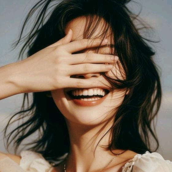 絮语轻喃百货仓