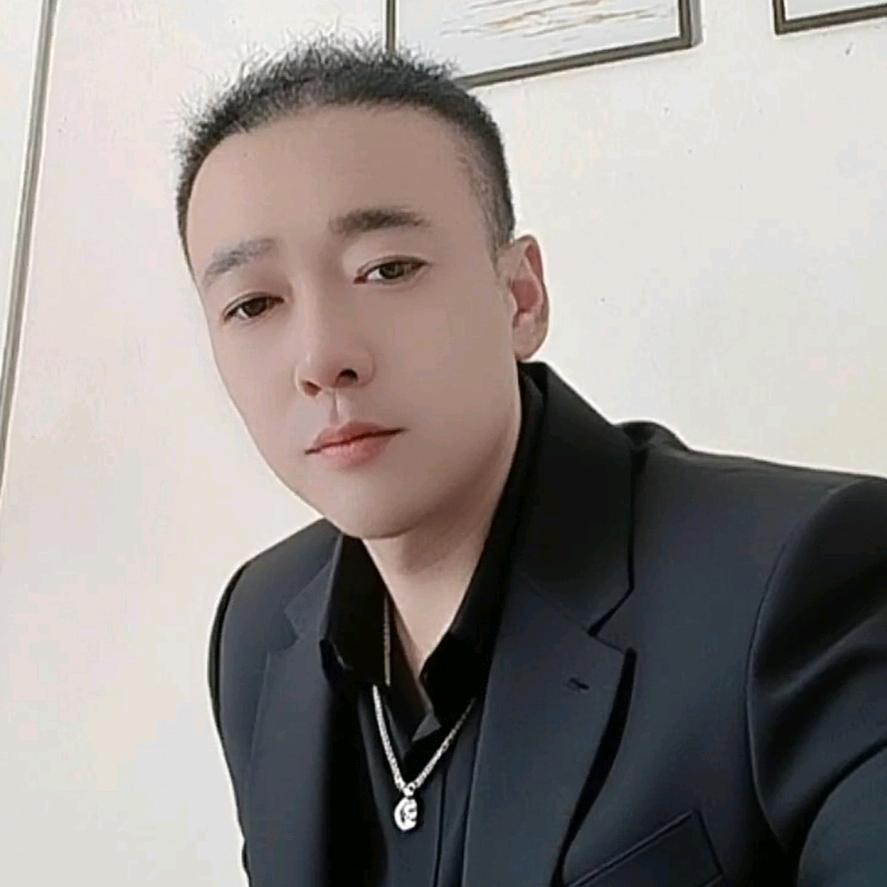 河南养🐷小哥💪💪