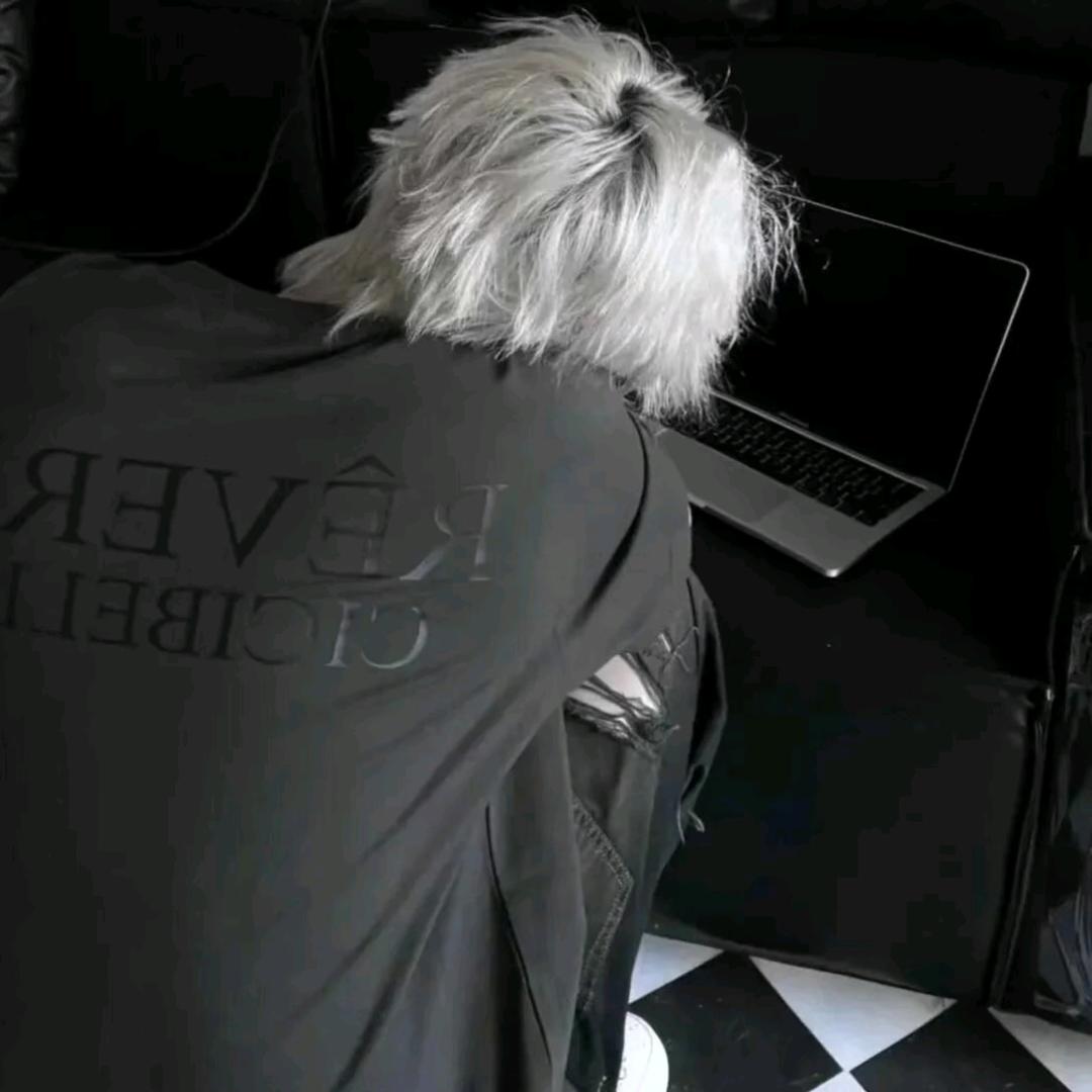 贺杝轩