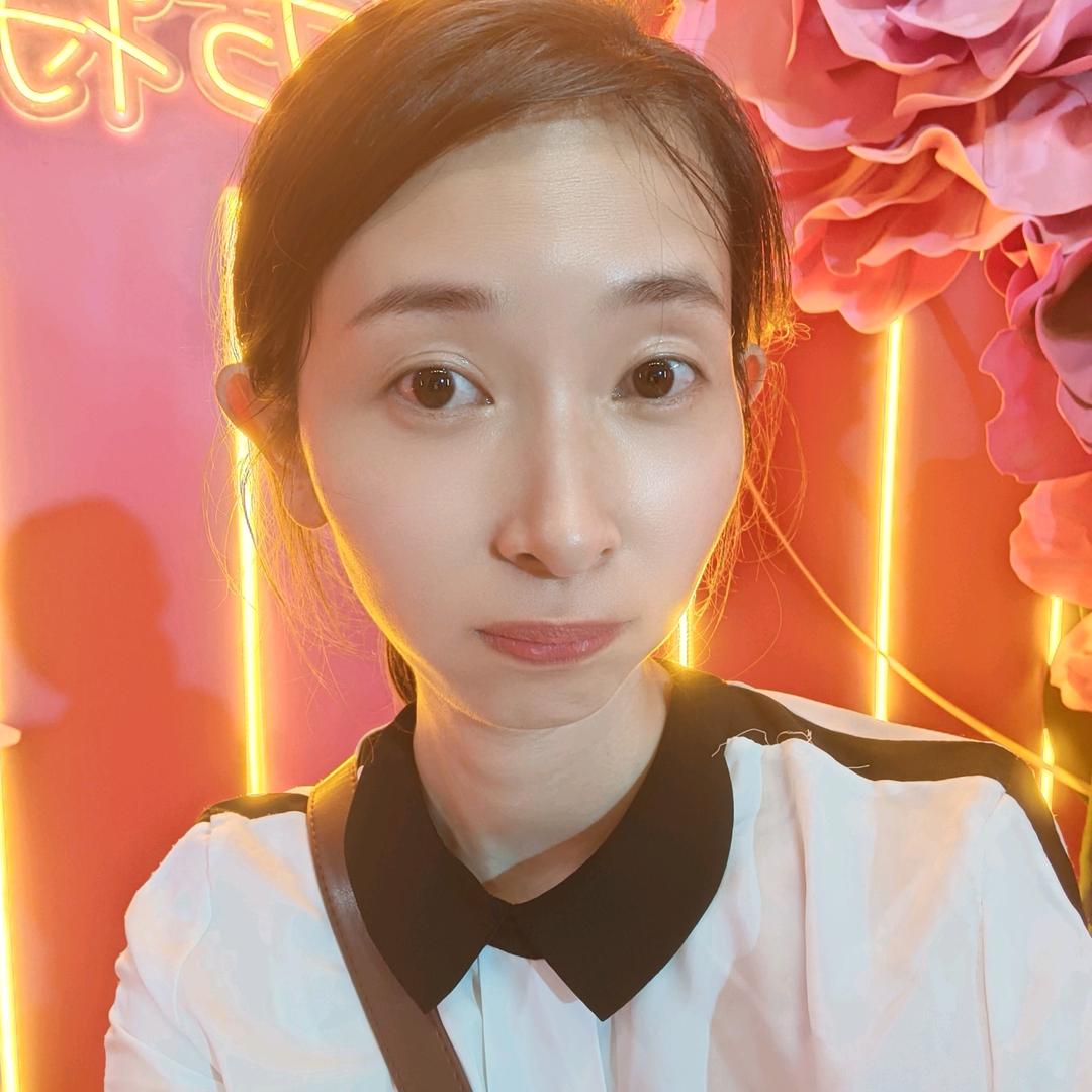 菈着涐の手、莂菘幵