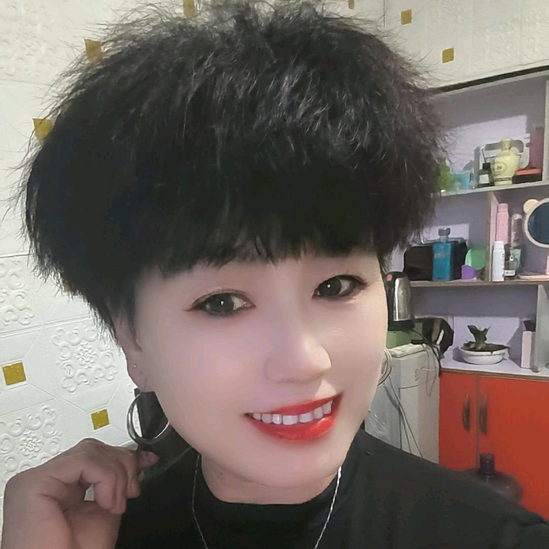 阿梅《回族》