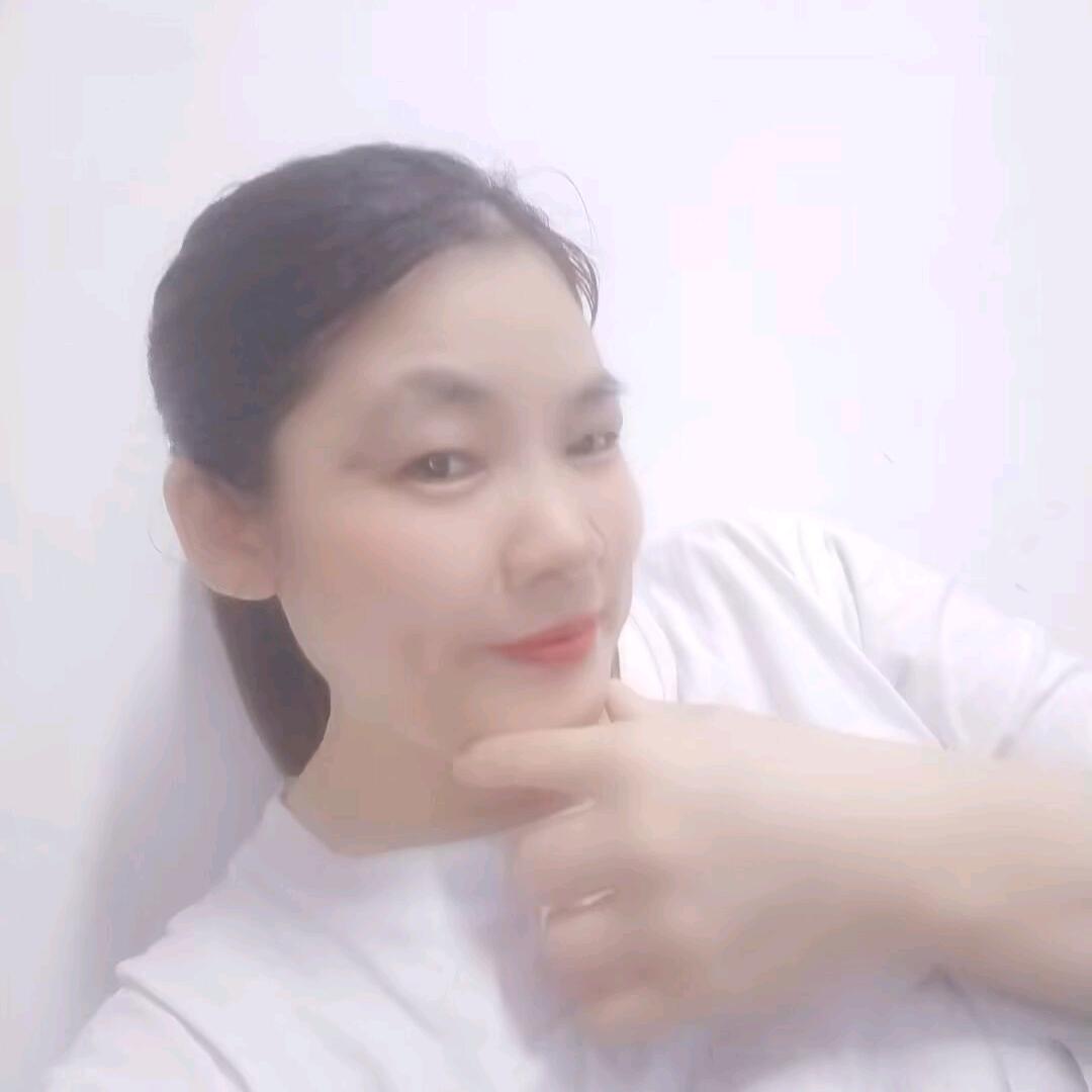 小雅（好物在橱窗）