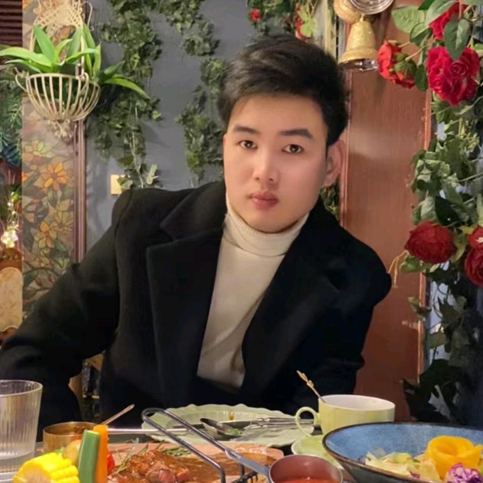 唱戏的小青年