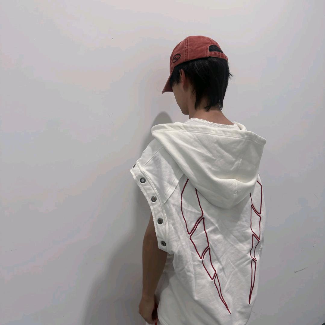 三斤three