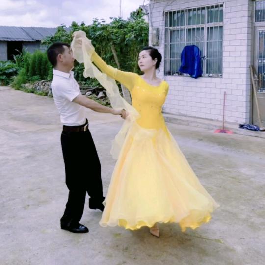 爱跳舞的禧许禧