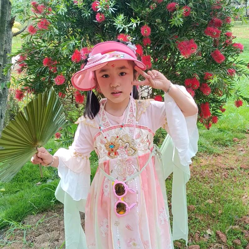 茹宝(●—●)白兰弟