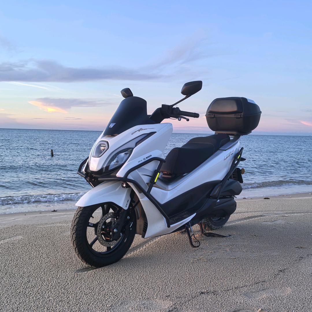 海南豪爵铃木灵山精品店