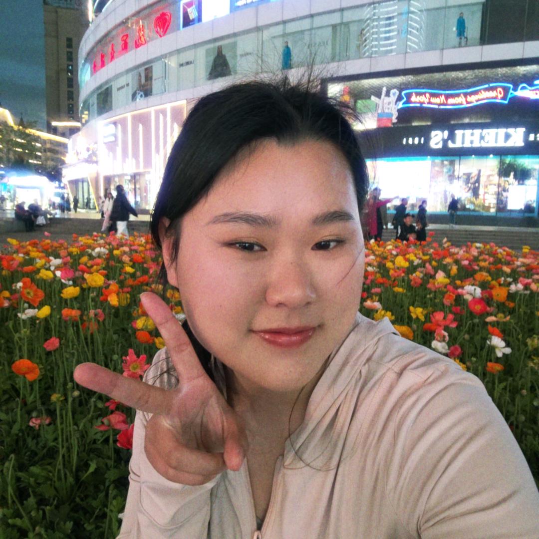 在思考的军儿～