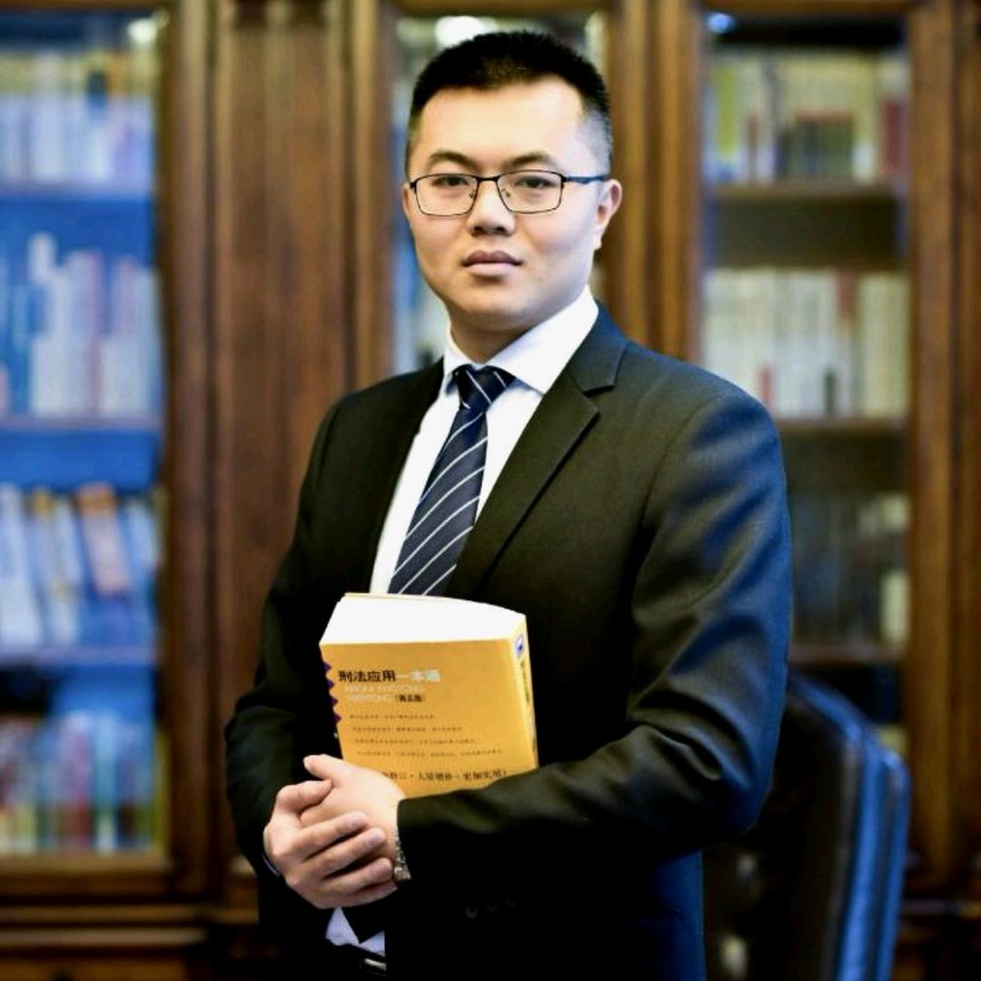 泉州刑事律师黄志鹏