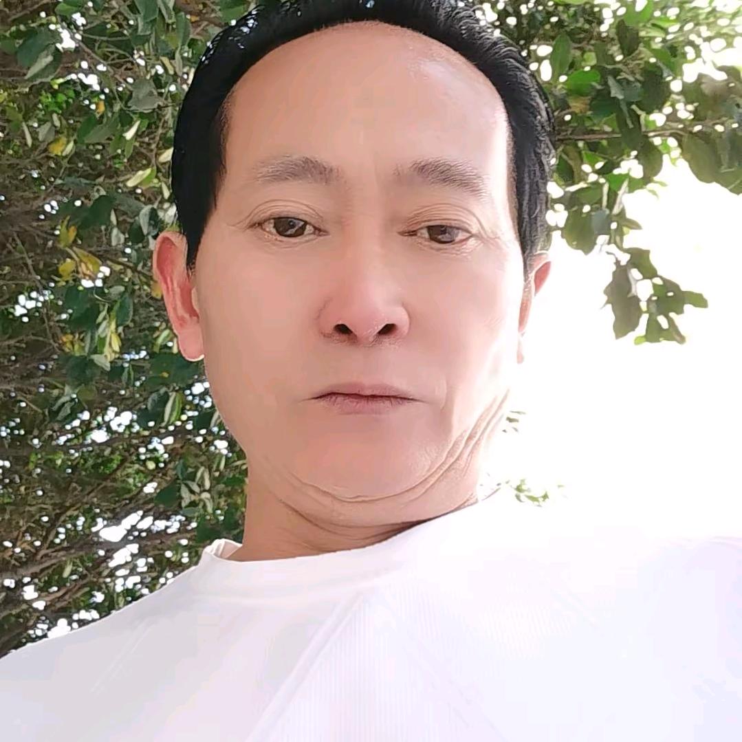怏乐单身贵族