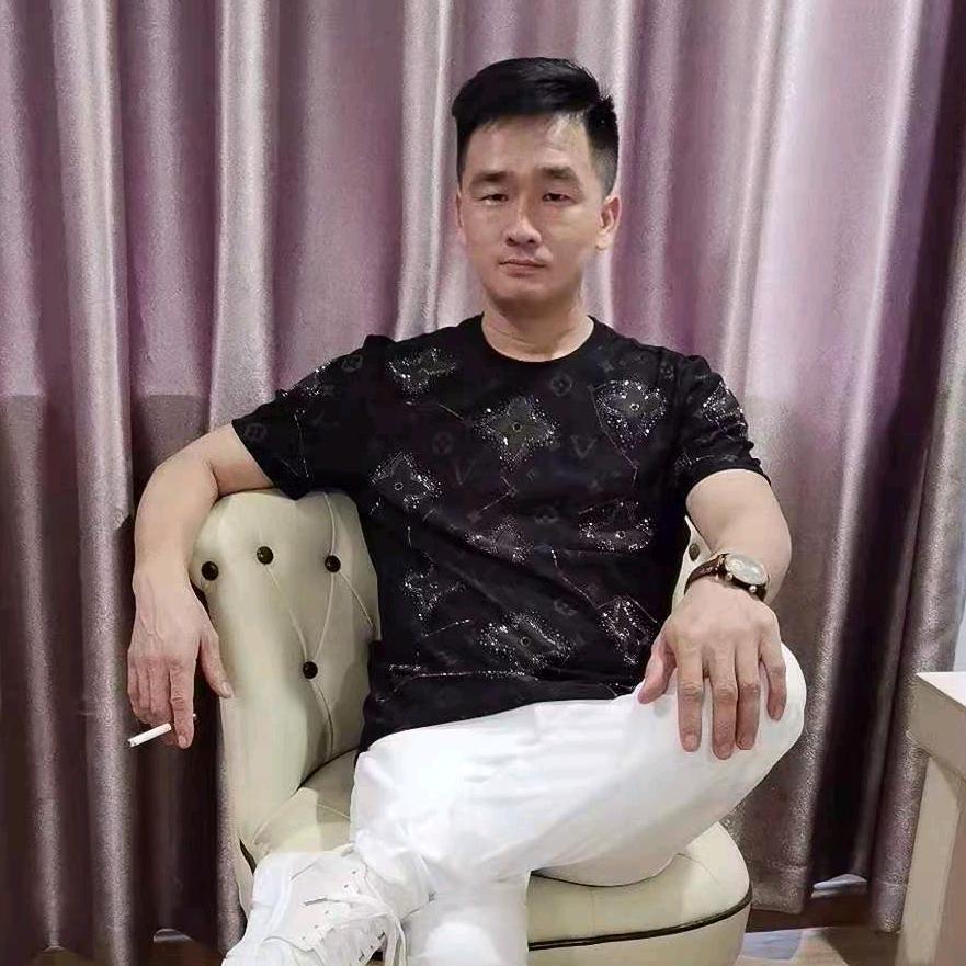 @ 满 眼 星 陈❤（静）