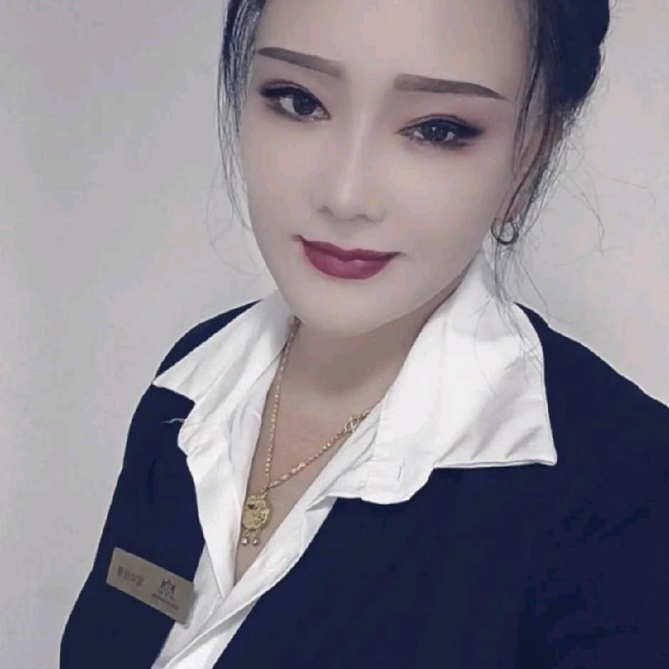 高玛经理小薇