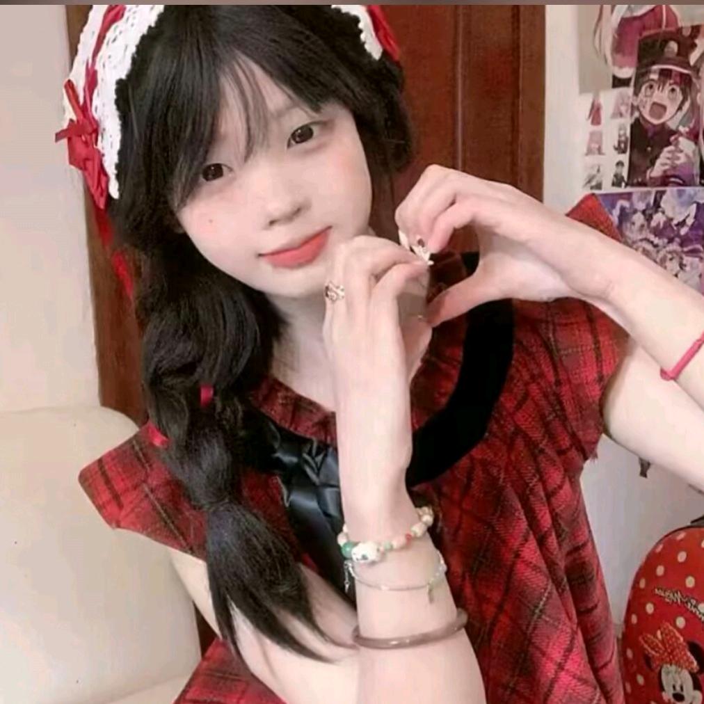 是彭彭呀头像