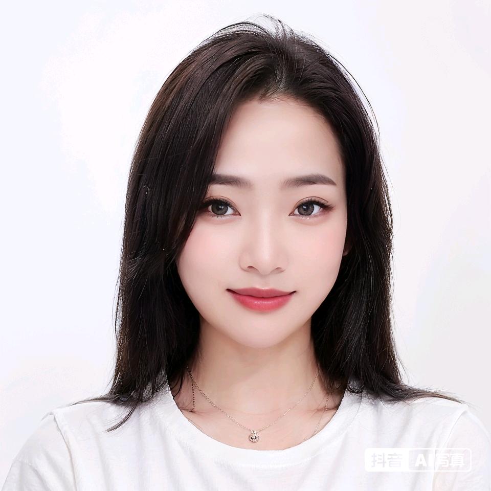 翘牙小萝莉
