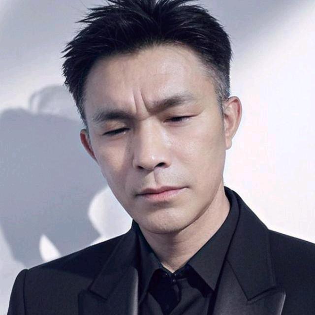脚踏实地