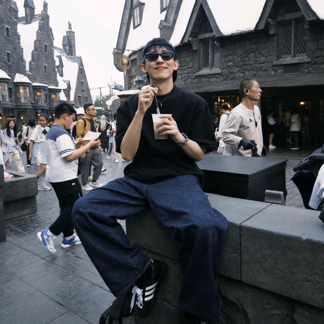 神秘的小朋友.🇨🇳