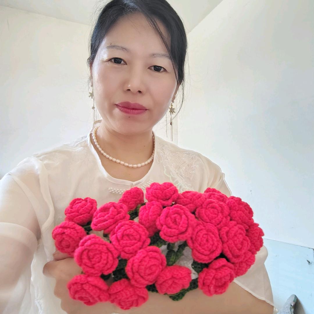 无依无靠的人，心好痛，小李