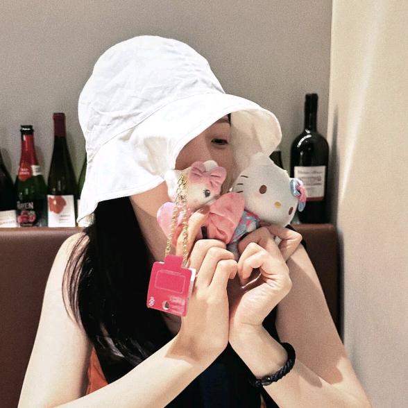 不发脾气只发财💰