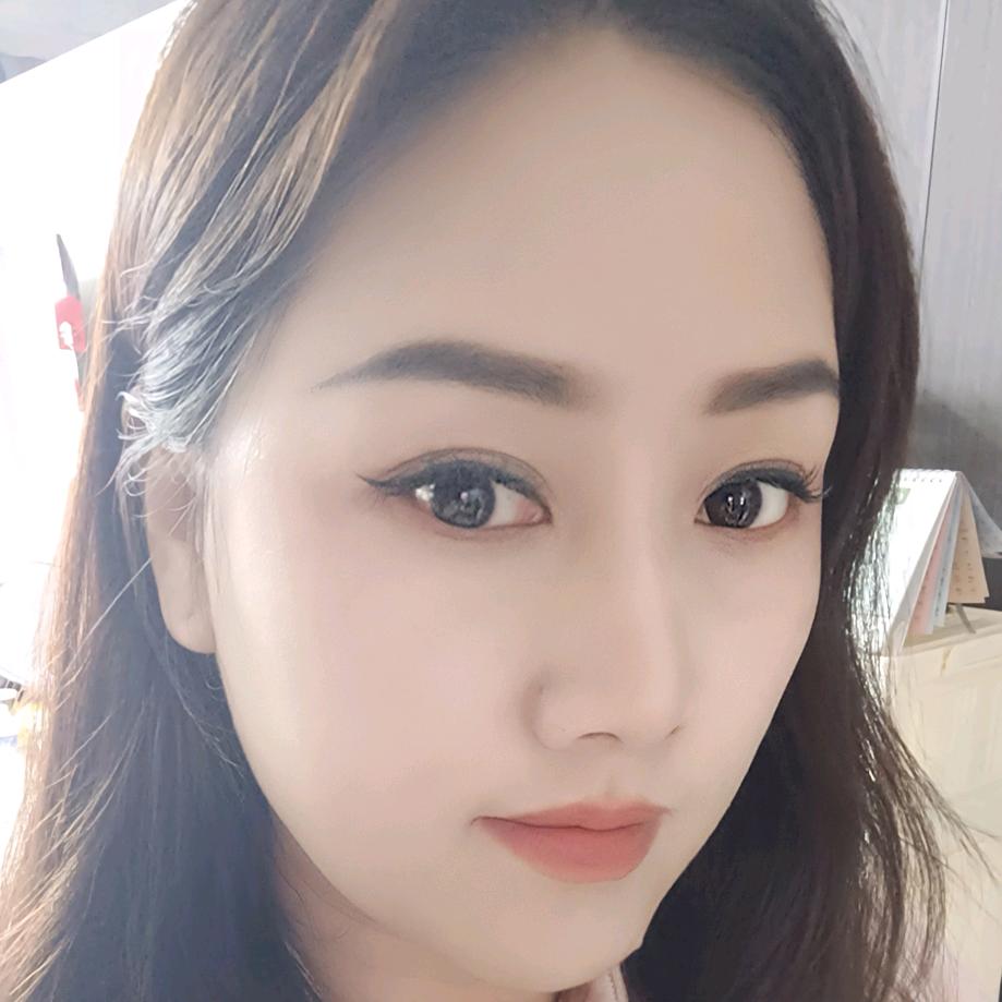 赵依依