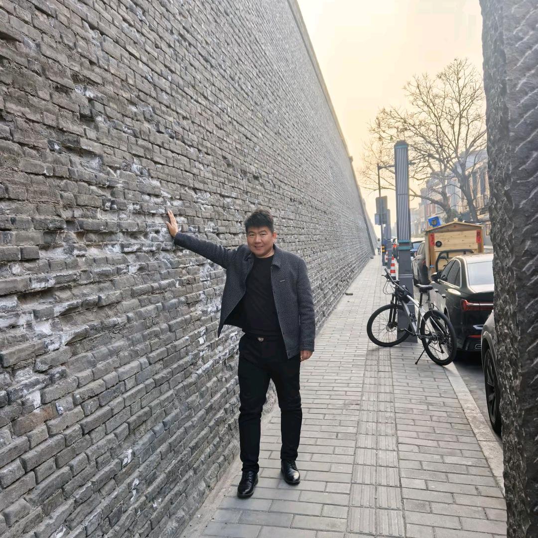 未曾开言我先笑