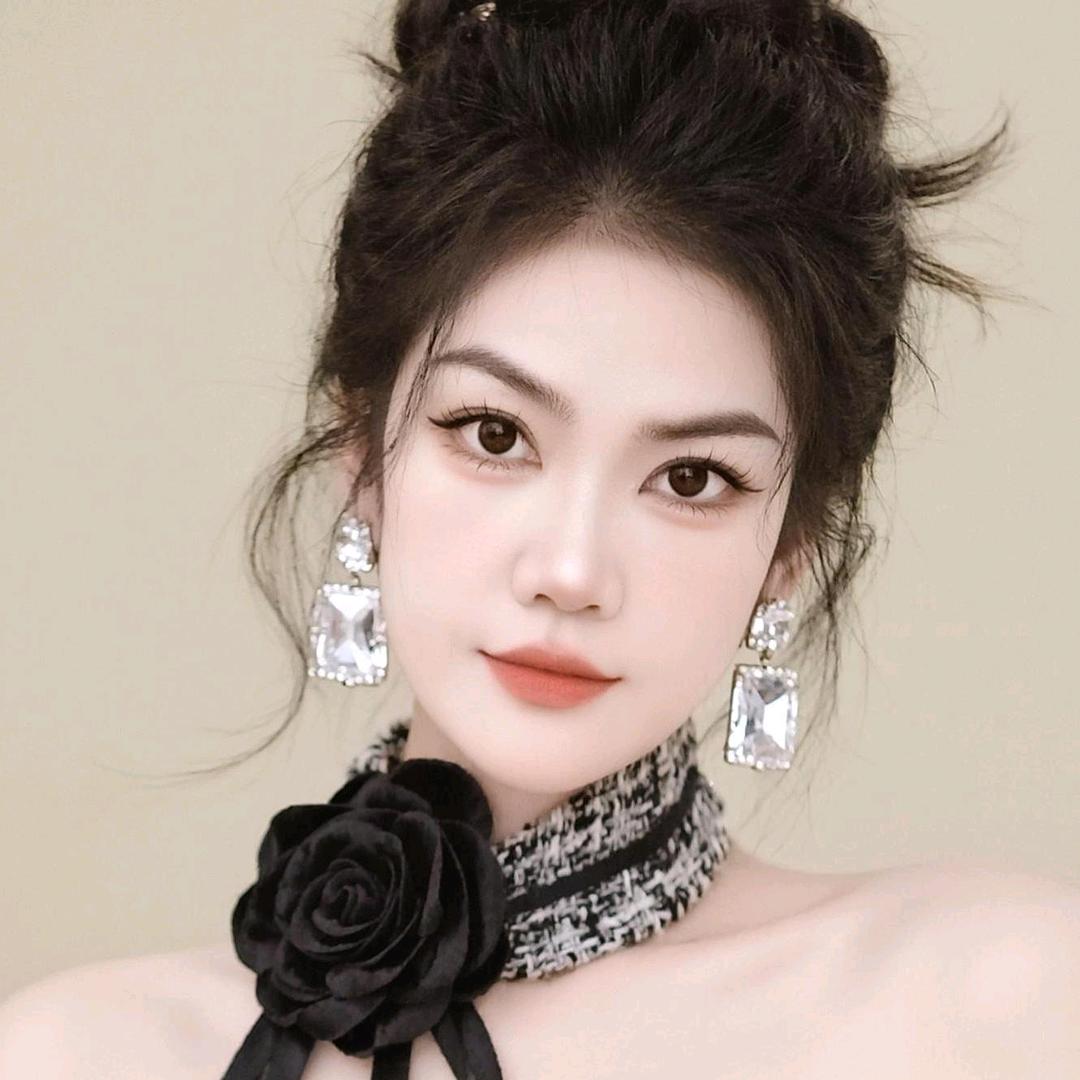 @月半小艾  🥰🥰