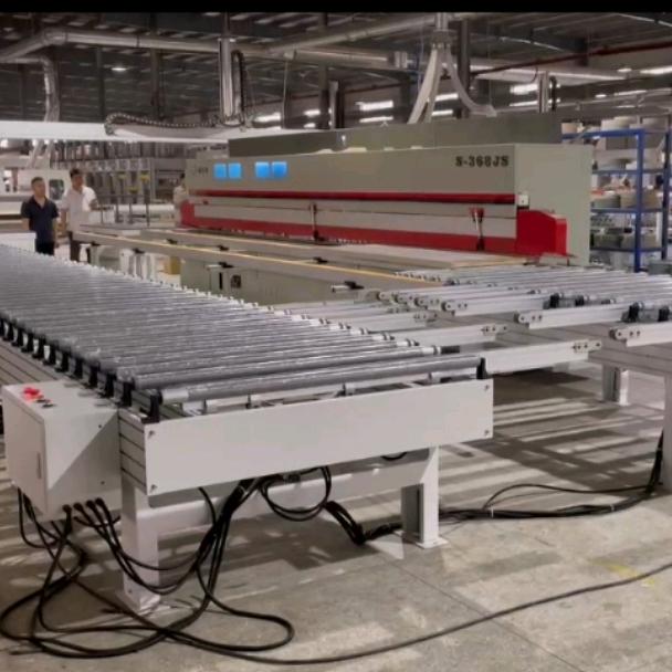 佛山市洪盟装备有限公司主播小徐