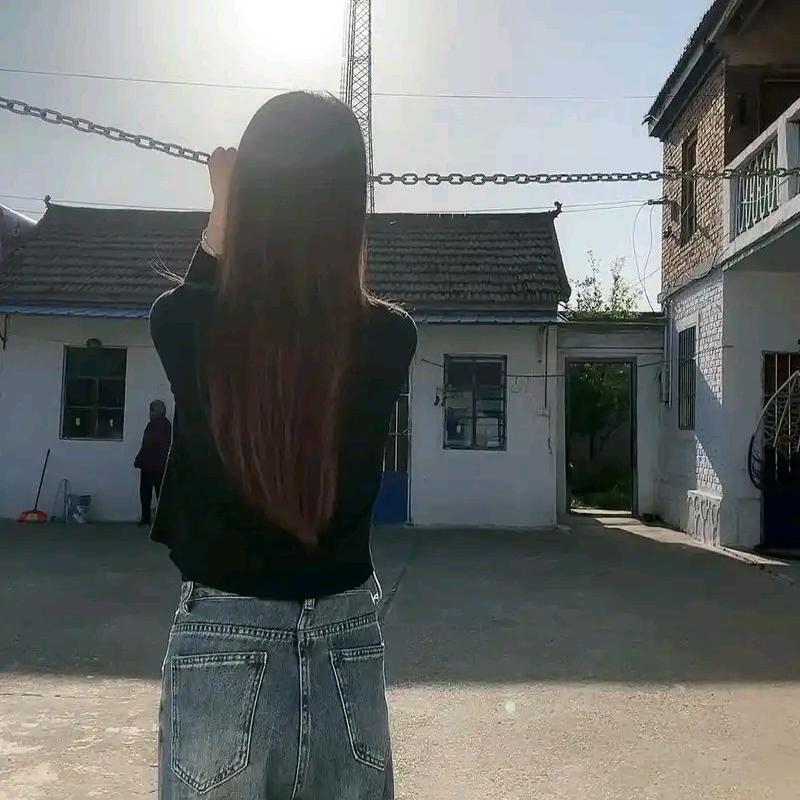 小泥巴穗岁