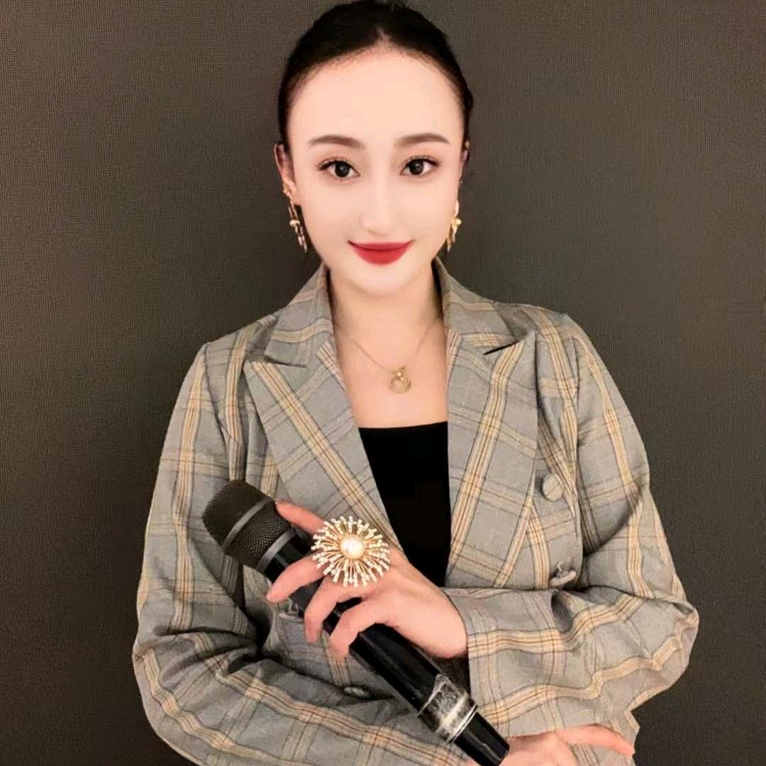 🎤歌手 主持人 a1015 🎤🎼