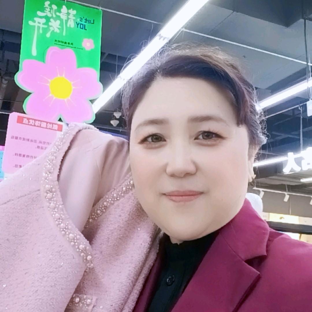 1. 玲君带你挑中老年服饰