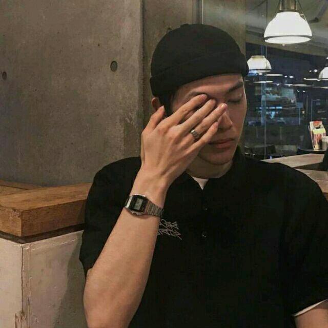 吃狼人的小黑帽