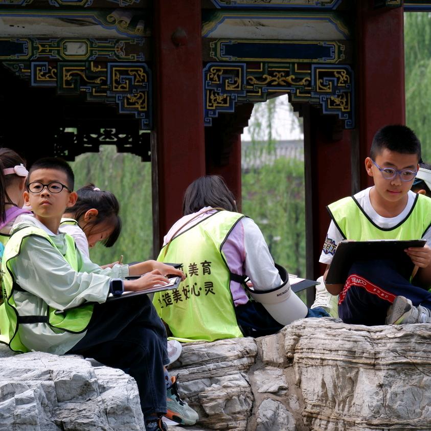 艺捷美术孔老师