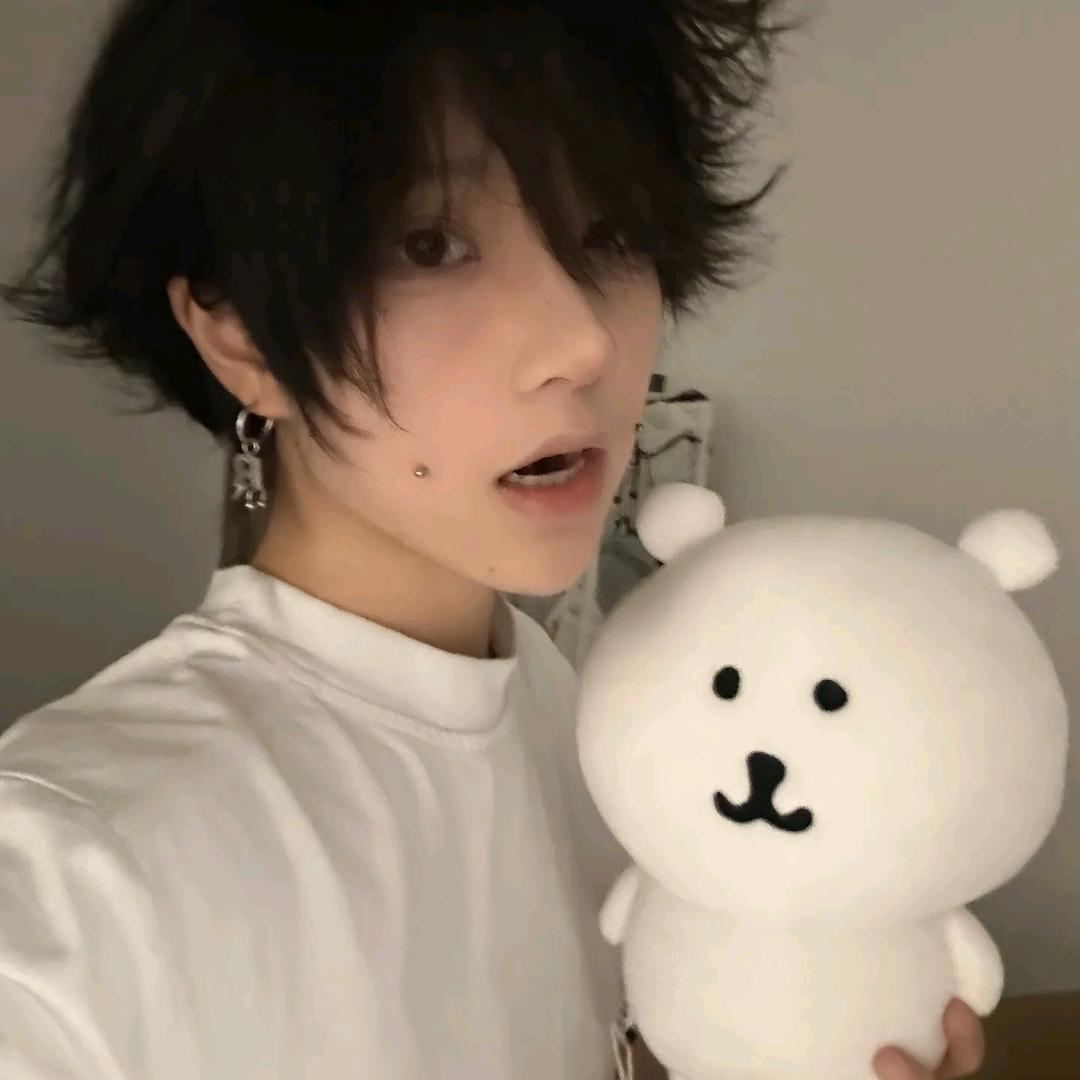 被战神大人蹲扫