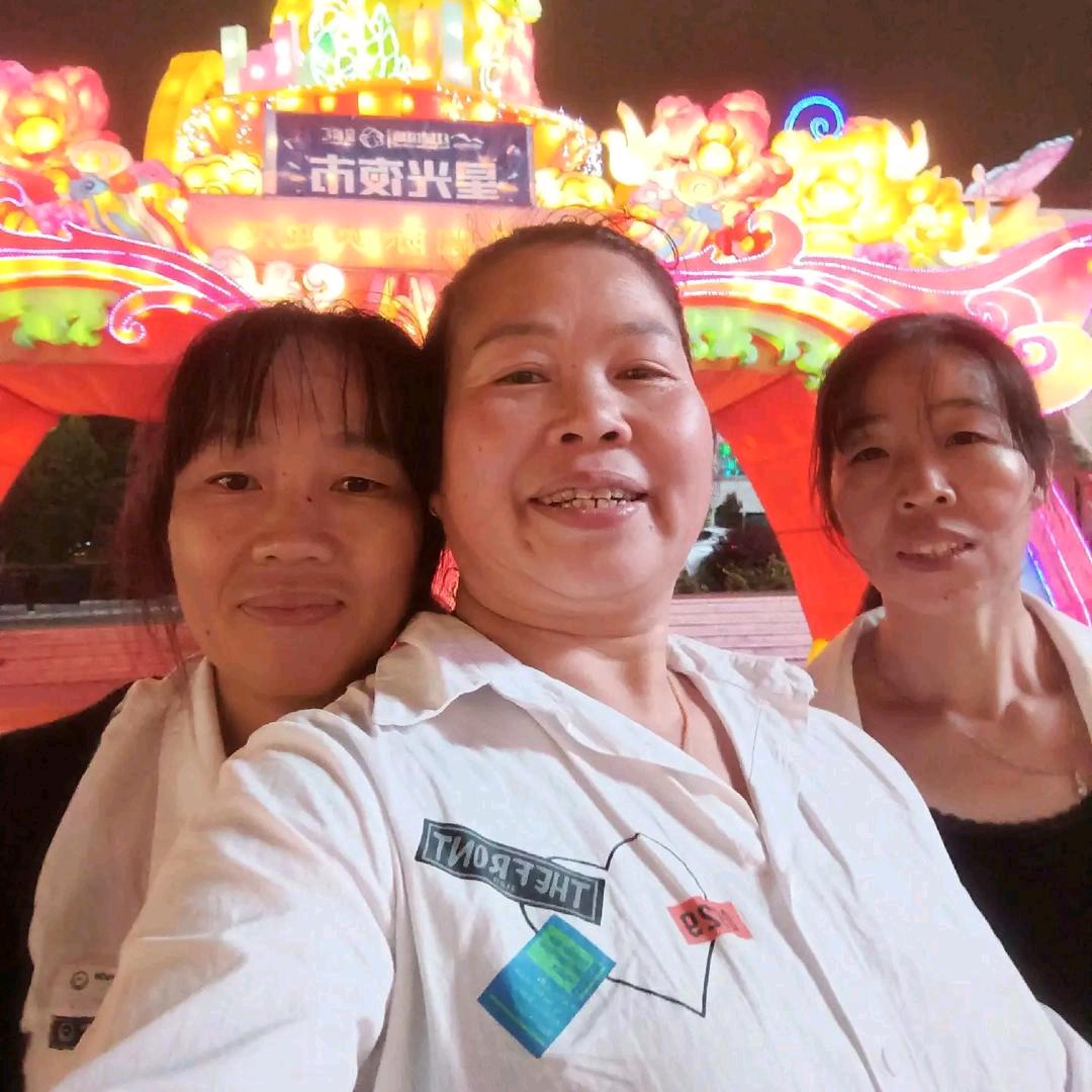 黄穿越世界