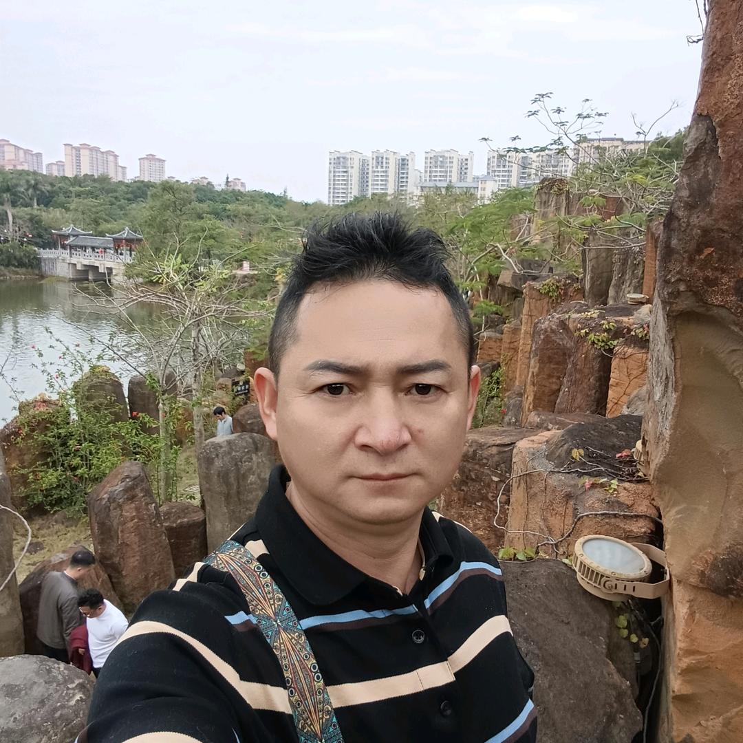 徐闻杰哥养蜜蜂